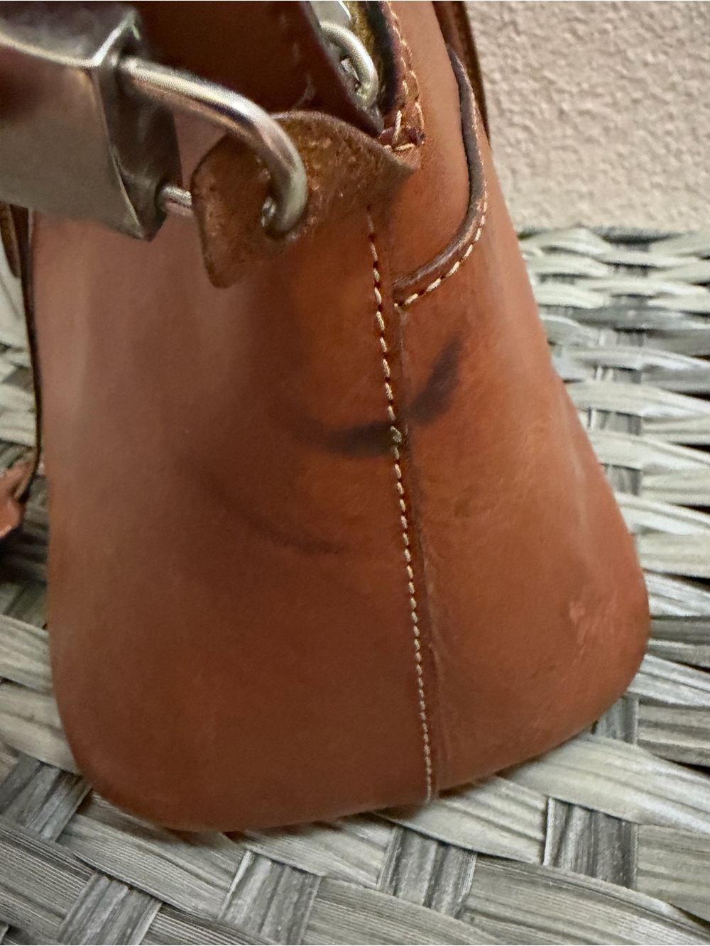 Vintage Dooney & Bourke Brown Alto Leather Zip Zip Dome Satchel Cognac - Picture 9 of 16